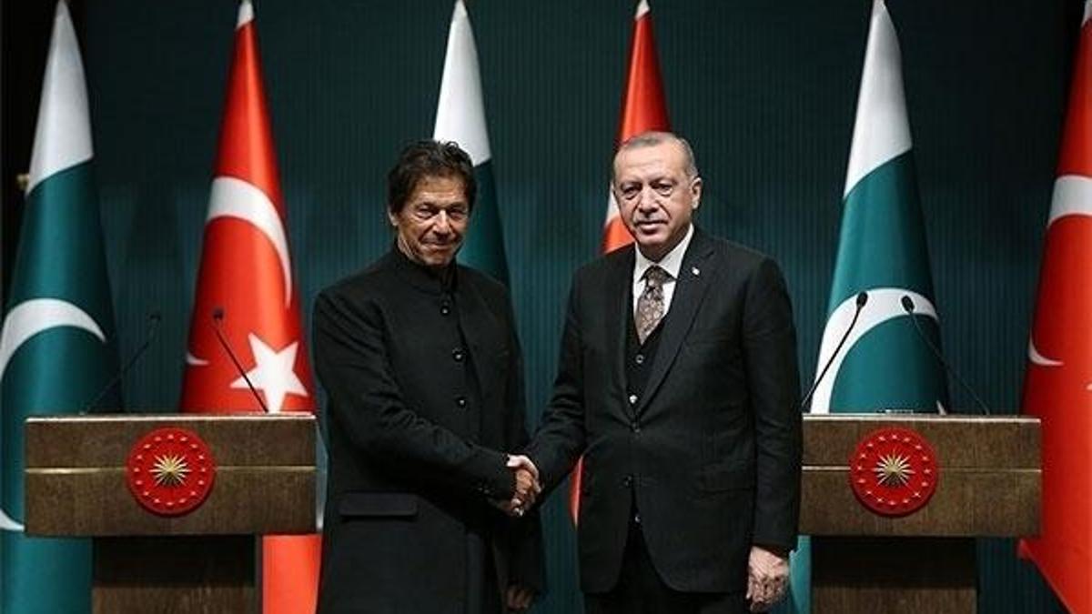 İmran Han'dan Erdoğan ve Mahathir'in liderliğine övgü