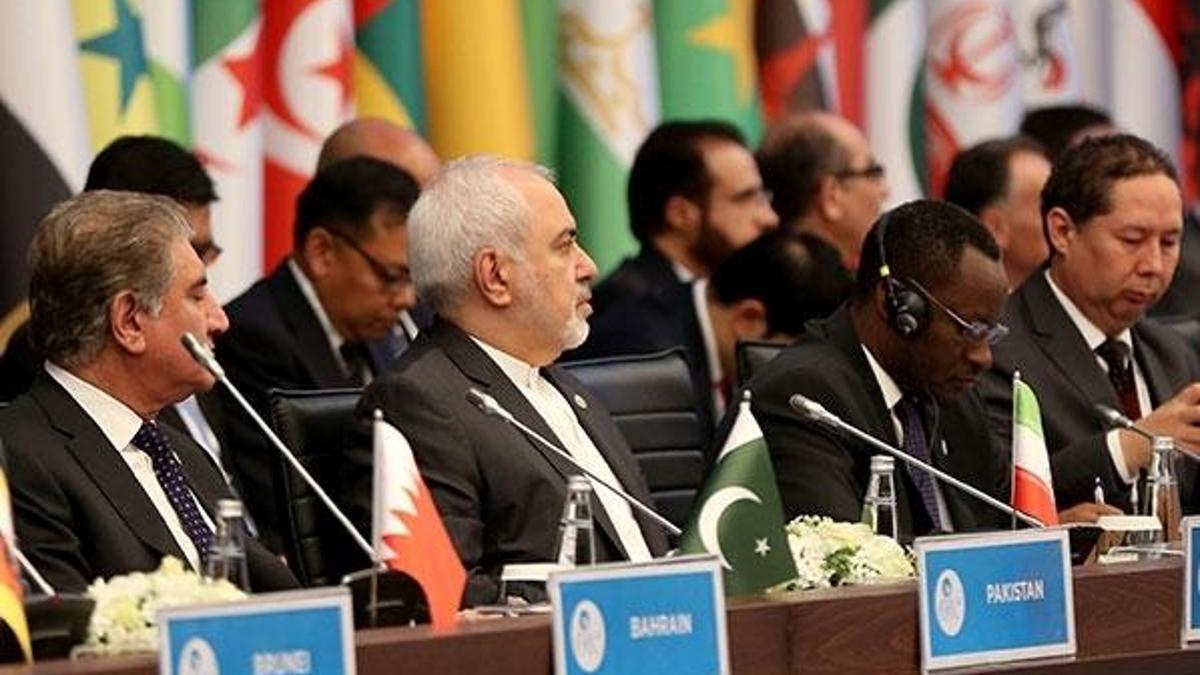 "Trump ırkçı İsrail'e kendisinin olmayanı vermeye çalışıyor"