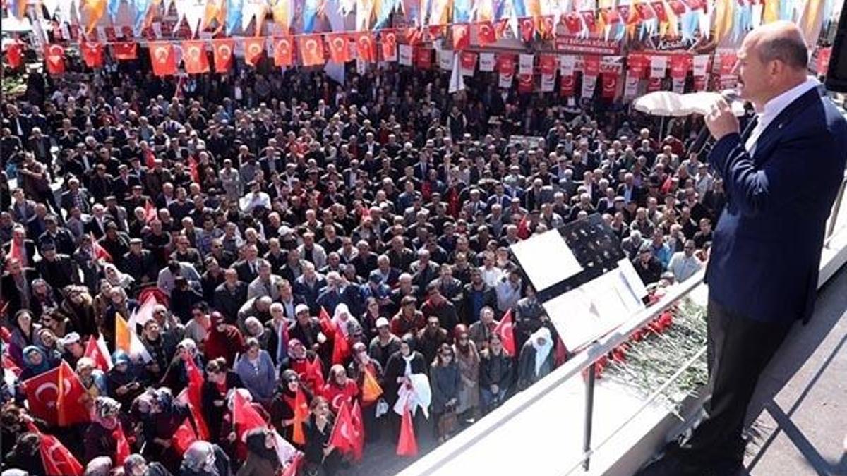 Bakan Soylu: Eruh'ta, Cizre'de sözleşme imzalamışlar...