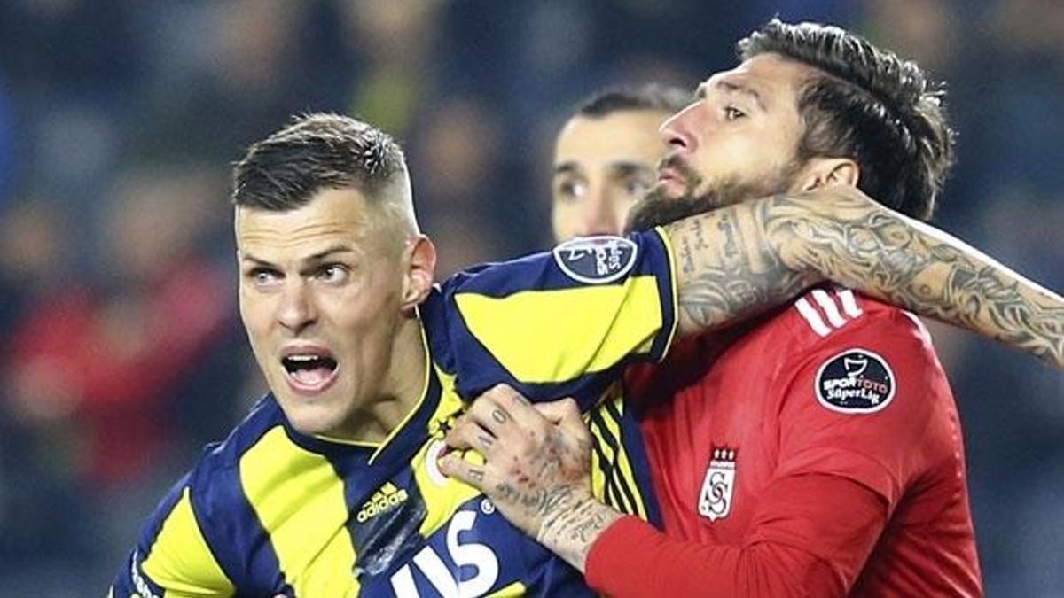 Sezon sonu yollar ayrılıyor!