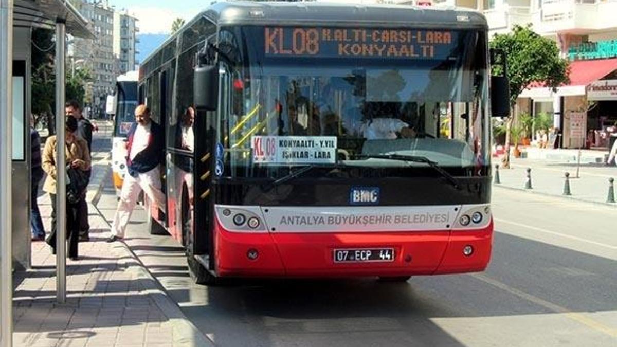 Antalya'da toplu ulaşım, günde 4 saat bedava