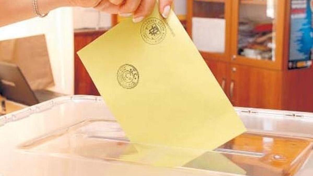Seçim için son haftaya girildi! Oy kullanımı saat kaçta bitiyor?