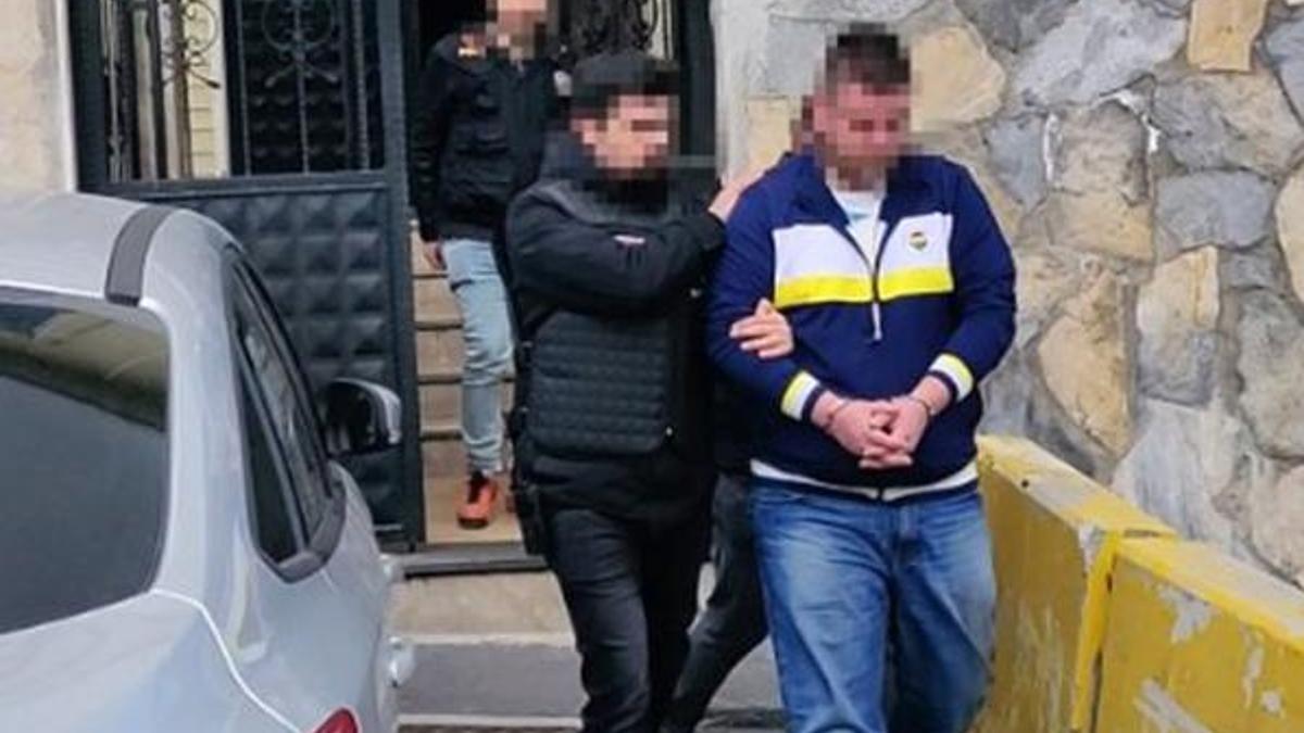 "Fenerbahçe yöneticisiyim" diyerek dolandırırken yakalandı