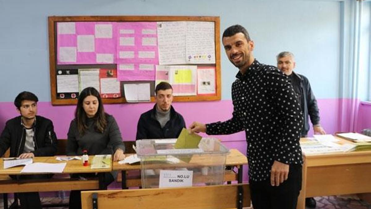 Kenan Sofuoğlu oyunu böyle kullandı