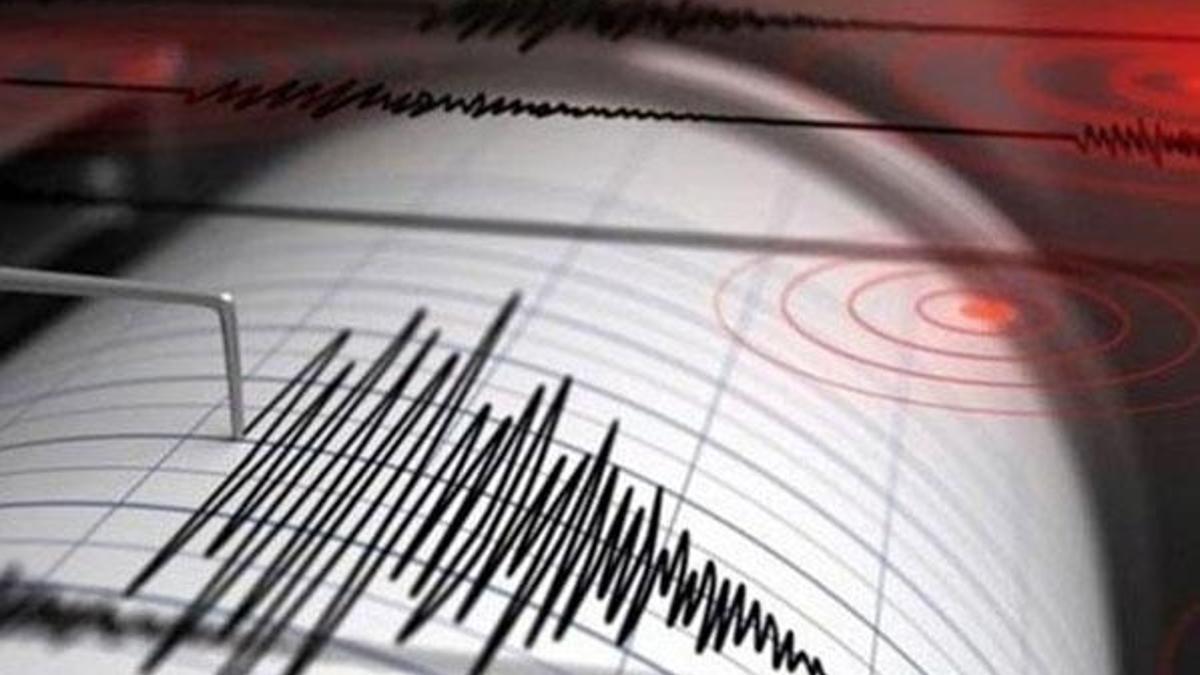 Ekvador'da 6,2 büyüklüğünde deprem