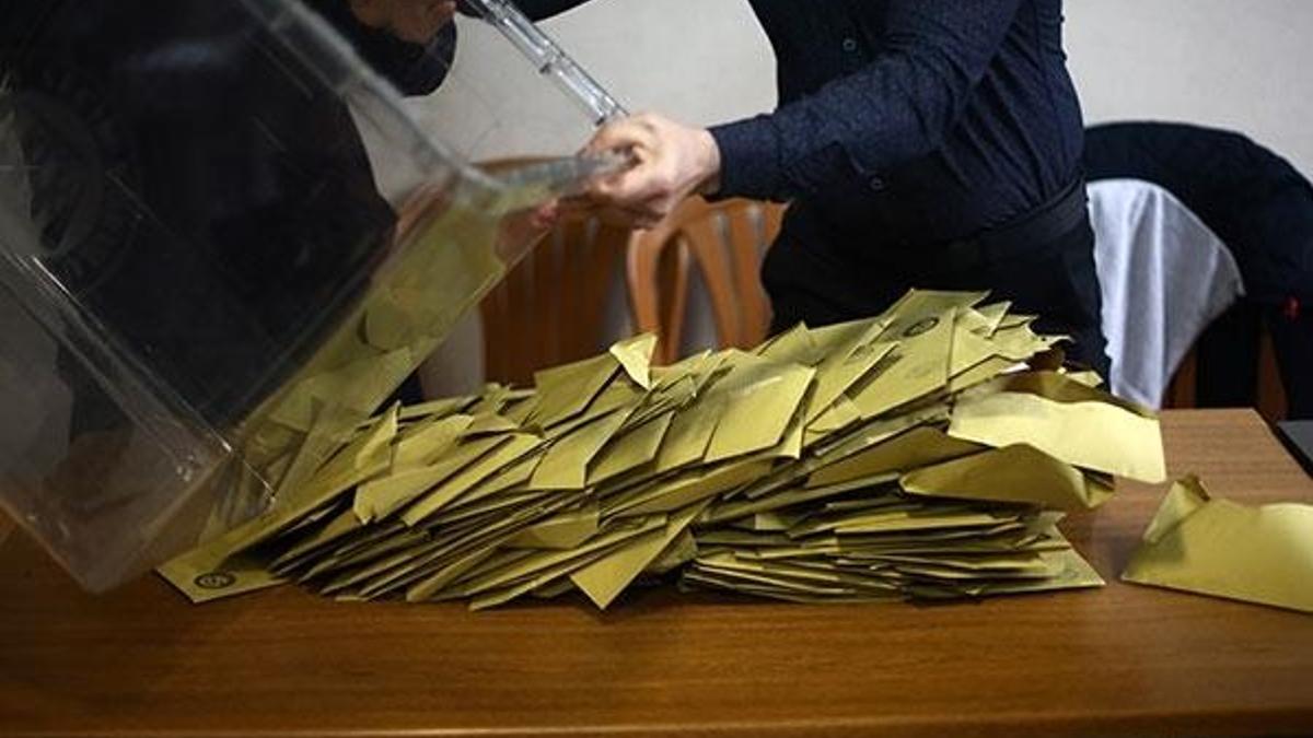 Beyoğlu'nda AK Parti, Ataşehir'de CHP kazandı