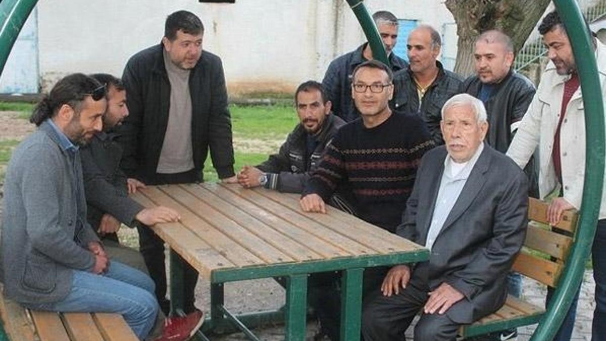 "Türkiye'nin en yaşlı muhtarı" yeniden seçildi!