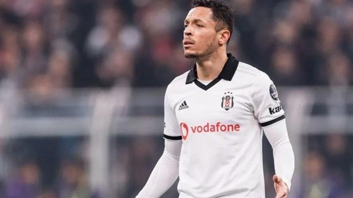 Beşiktaşlı Adriano'ya şok suçlama! Hapis istemi...