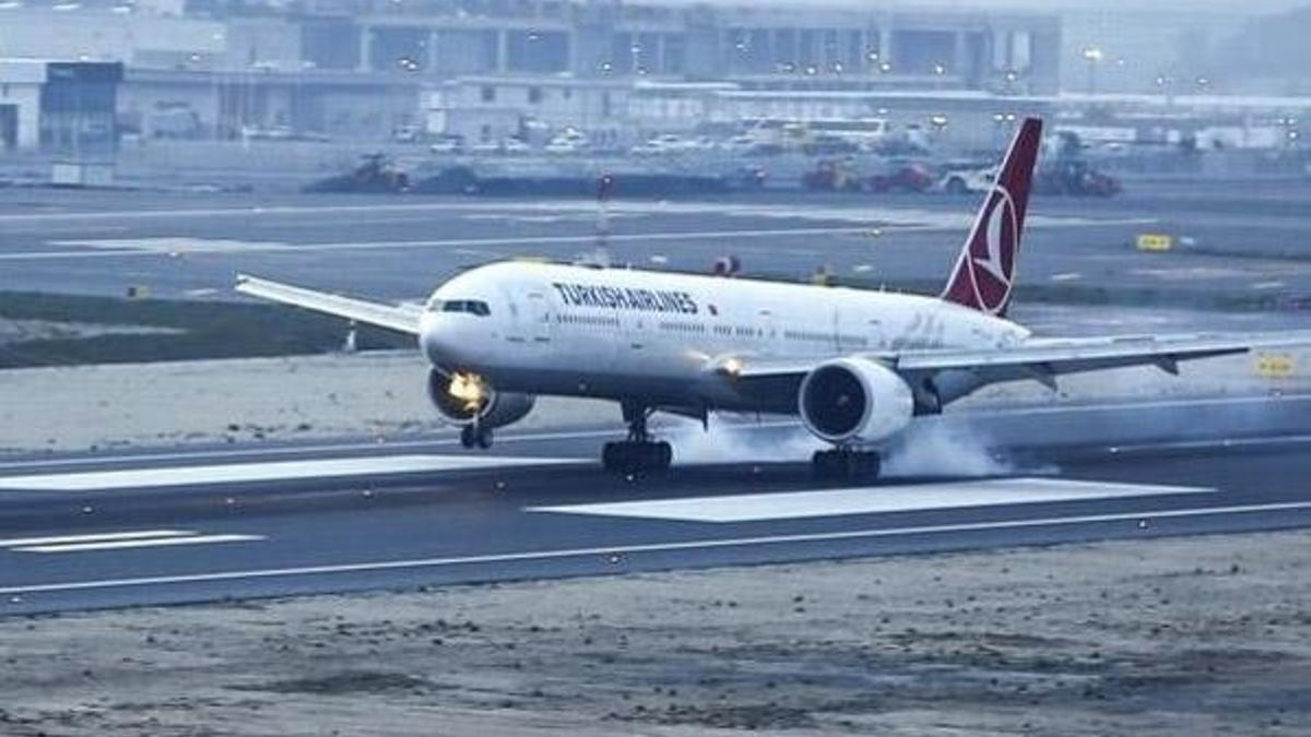 Yolcusuz uçaklar İstanbul Havalimanı'na tek tek geliyor