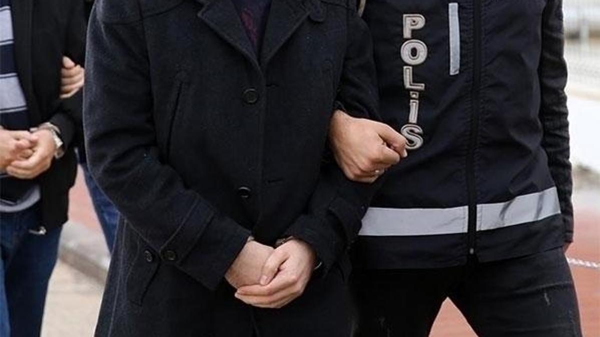 FETÖ sanığı eski hakime hapis cezası