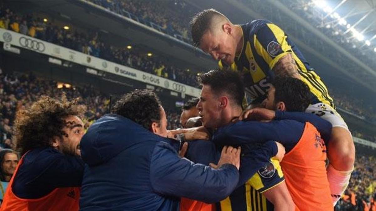 Fenerbahçe 4. derbide de geri döndü!