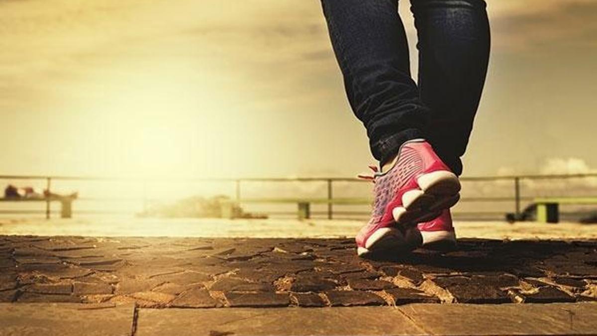Senesi dolmayan çalışan avans kullanarak yıllık izne çıkabilir mi?