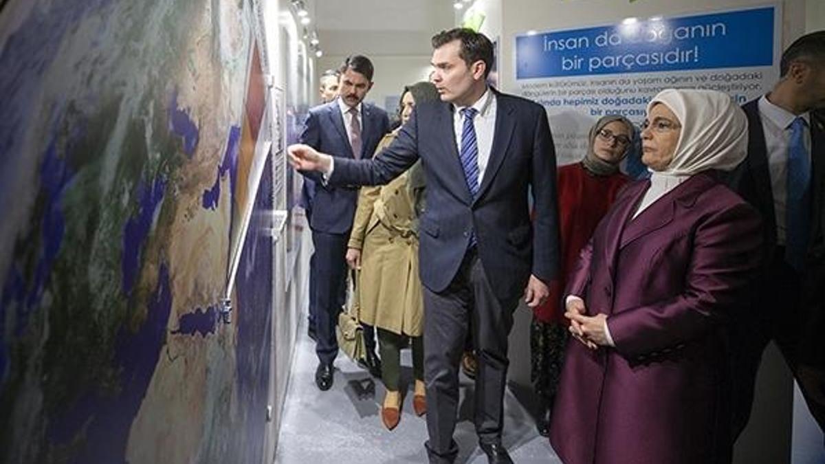 Emine Erdoğan 'Sen Durdurabilirsin-Dönüşüm Sergisi'nin açılışını yaptı