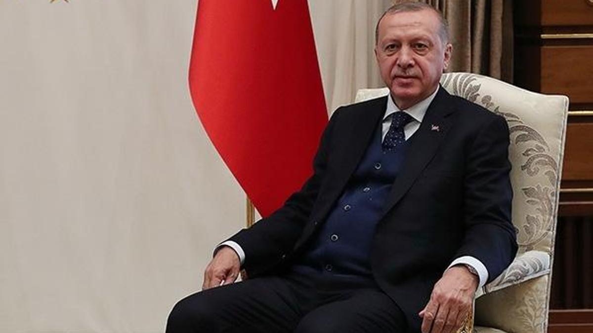 Cumhurbaşkanı Erdoğan'dan Notre-Dame Katedrali mesajı!