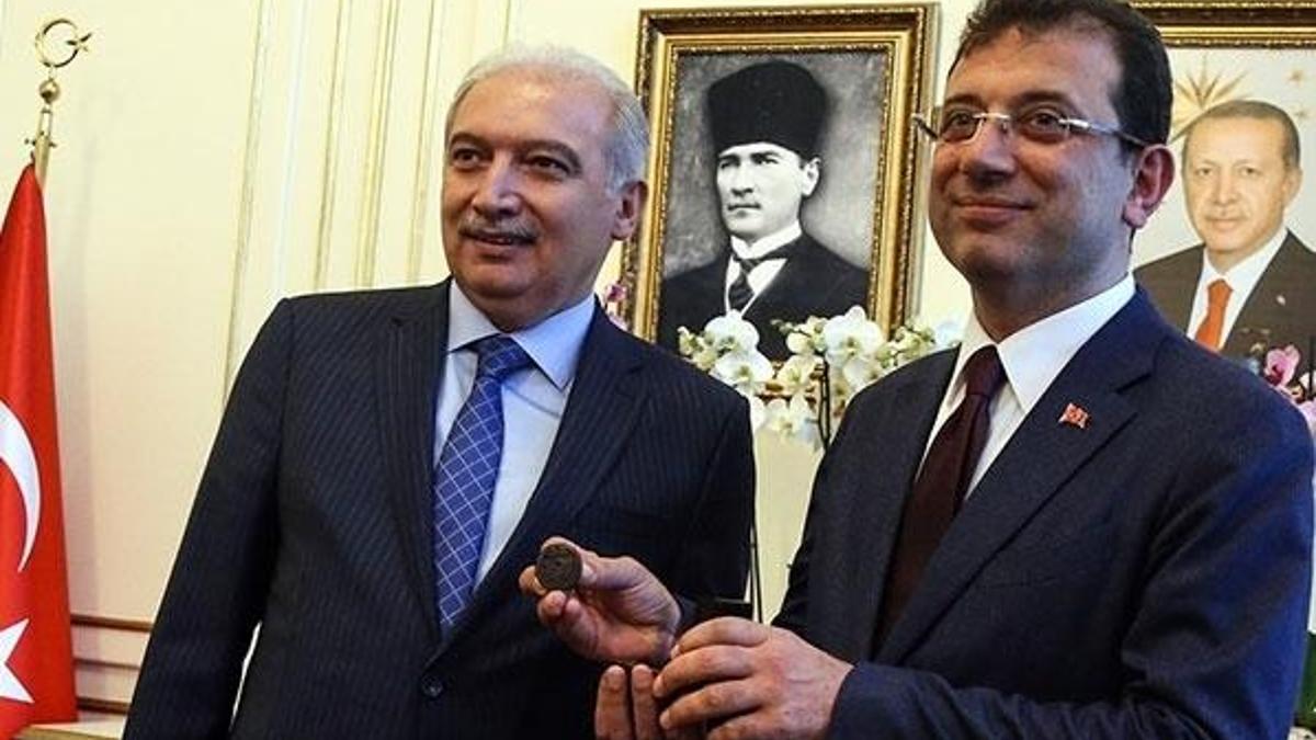 Ekrem İmamoğlu görevi devraldı!
