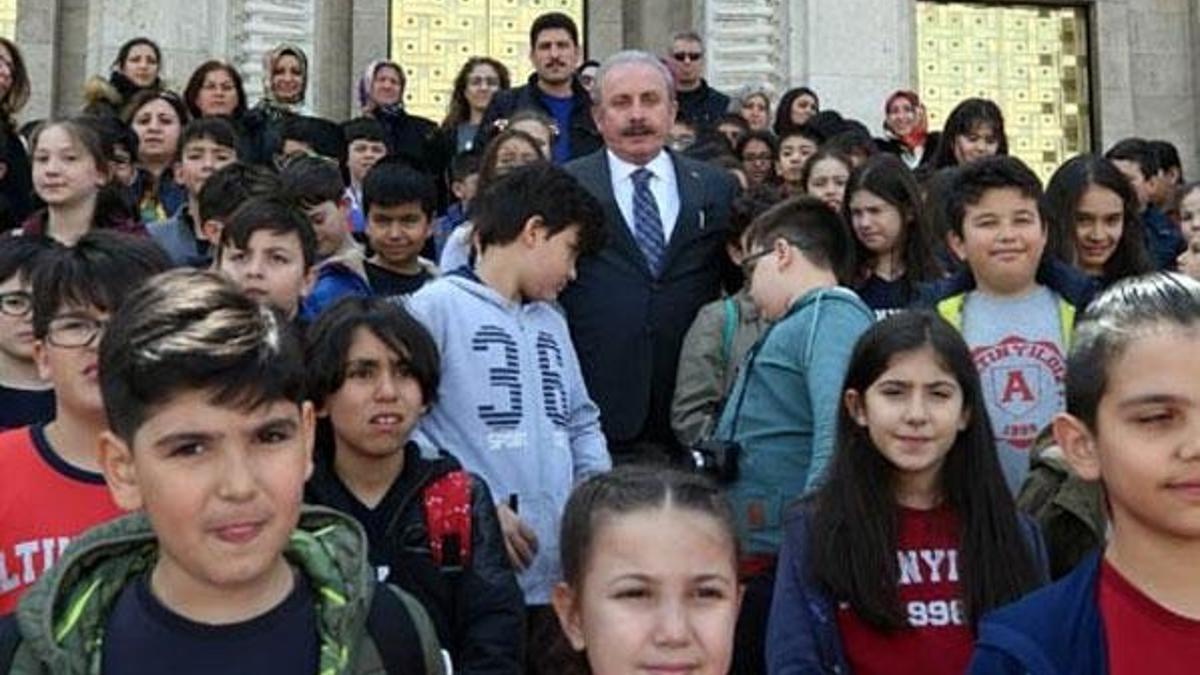 TBMM Başkanı Şentop Nevşehirli çocuklarla bir araya geldi