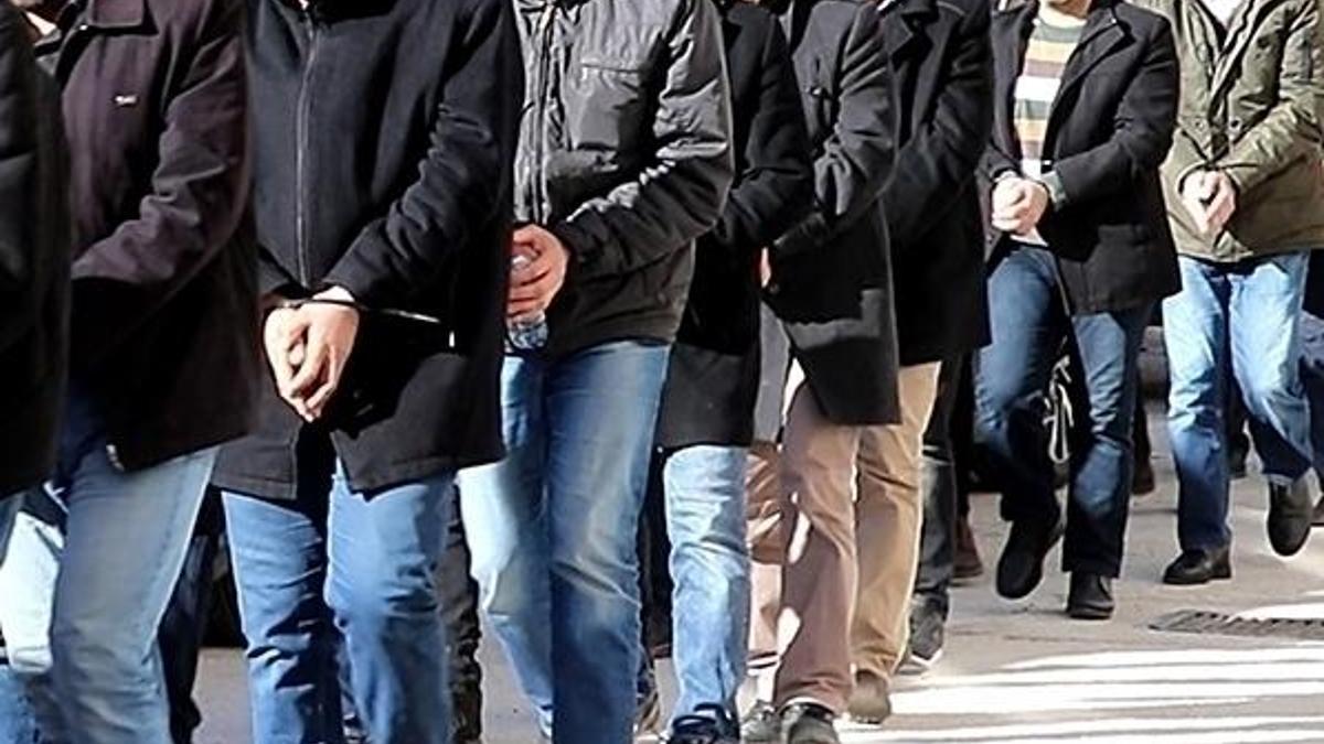 FETÖ'nün hücre evlerine operasyon