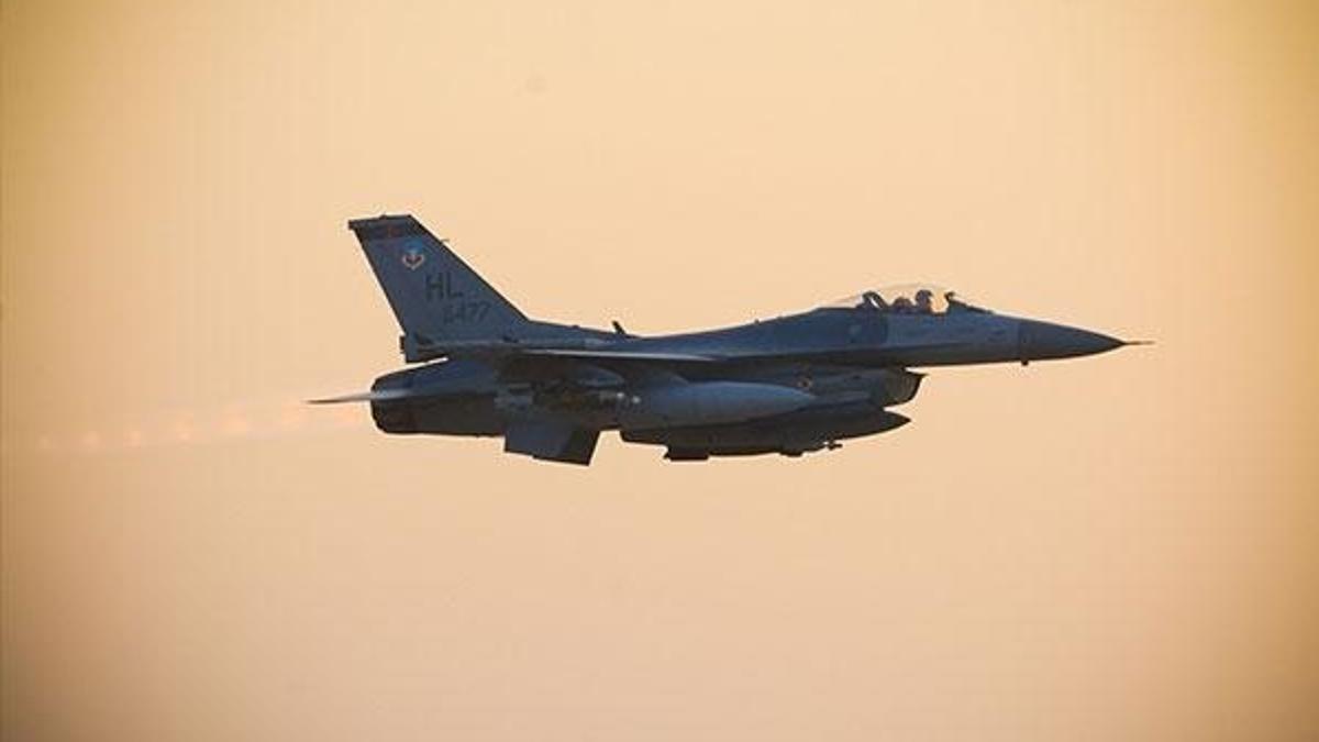 Irak savaş uçakları uluslararası koalisyonla operasyonda