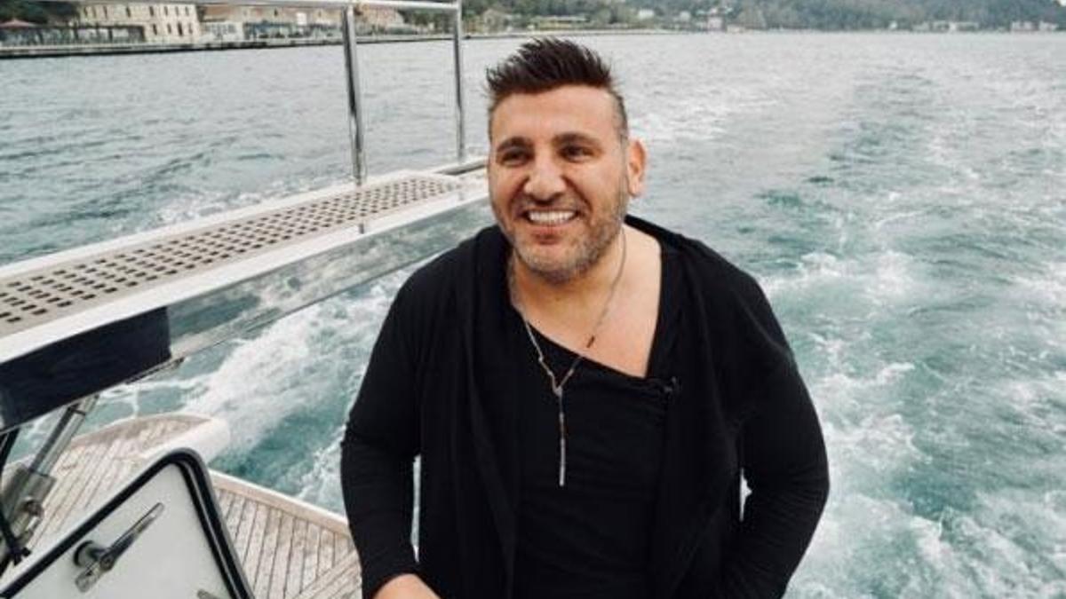 İstanbul'da olunca teknede kalıyor!