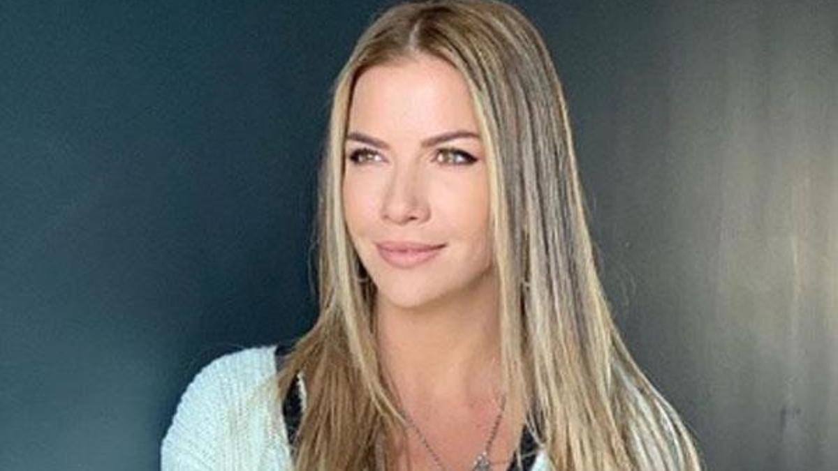 Ivana Sert tesettüre girdi!