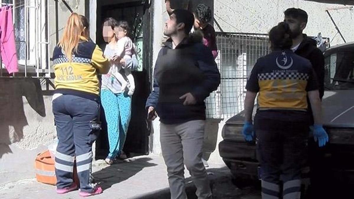 Beyoğlu'nda kavga ettiği kocasını bıçakladı!