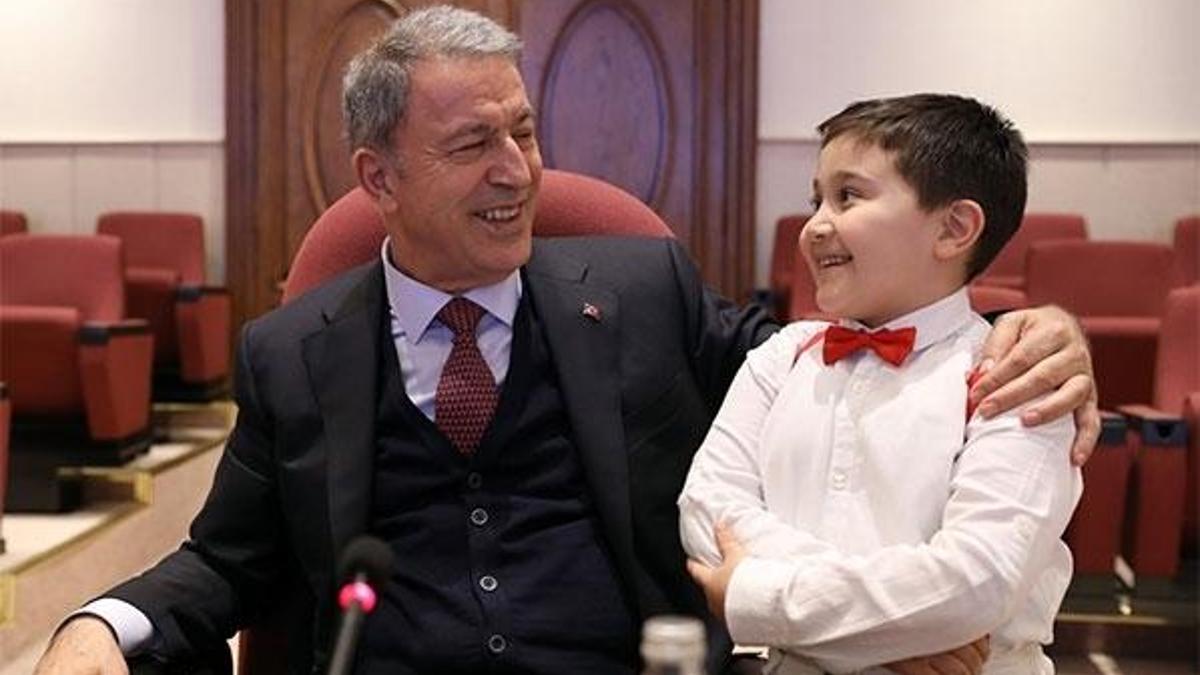 Milli Savunma Bakanlığı'nda çocuk cıvıltıları yankılandı