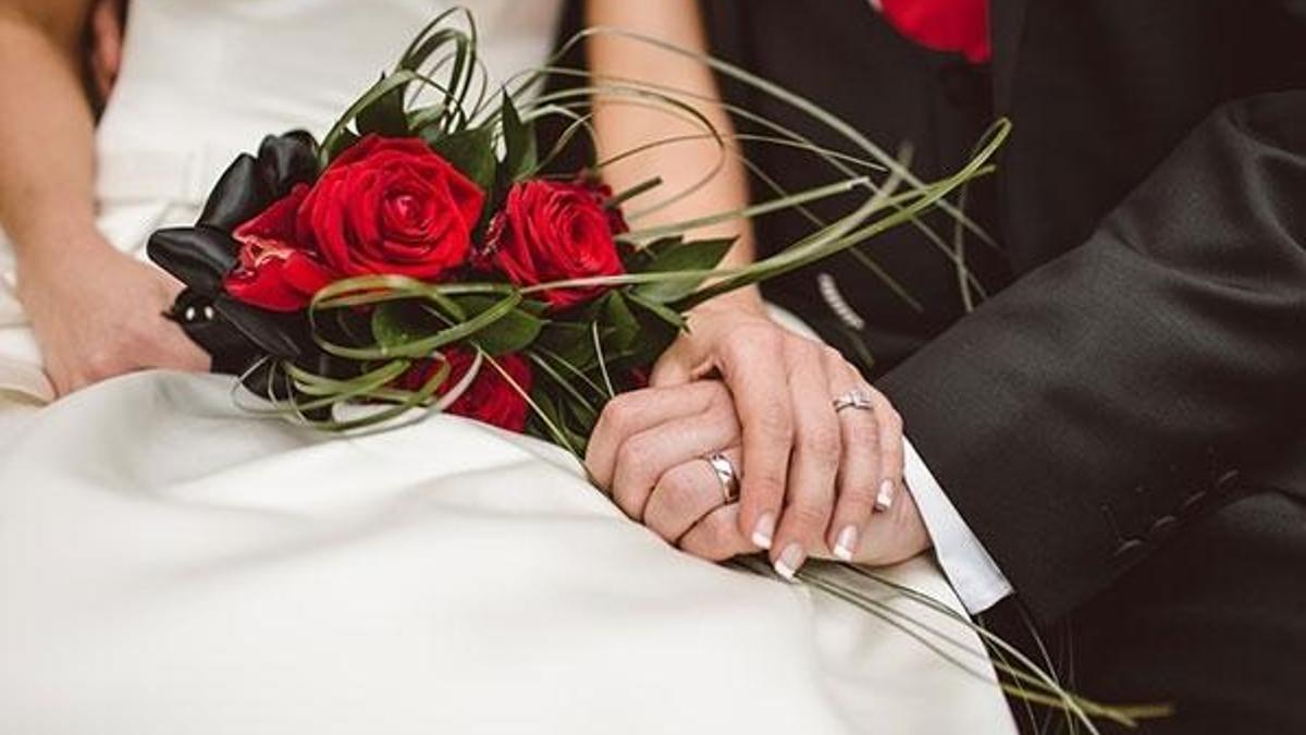 Evlenene 24 maaş çeyiz parası!