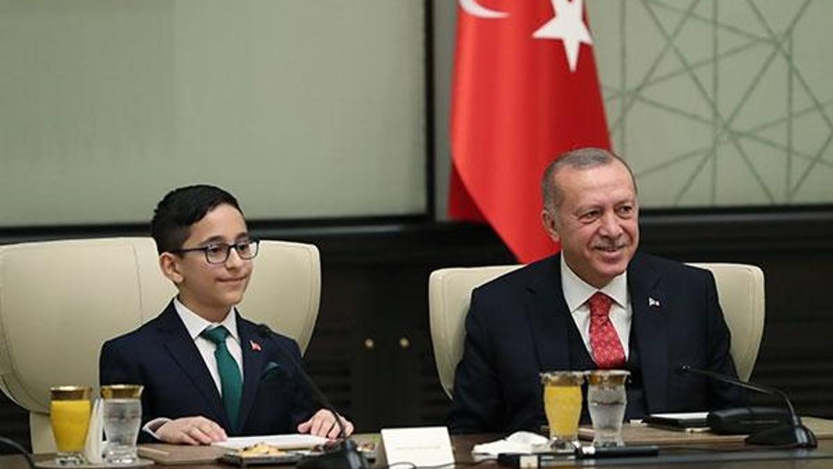 Beştepe'de 23 Nisan... Cumhurbaşkanı Erdoğan çocukları kabul etti