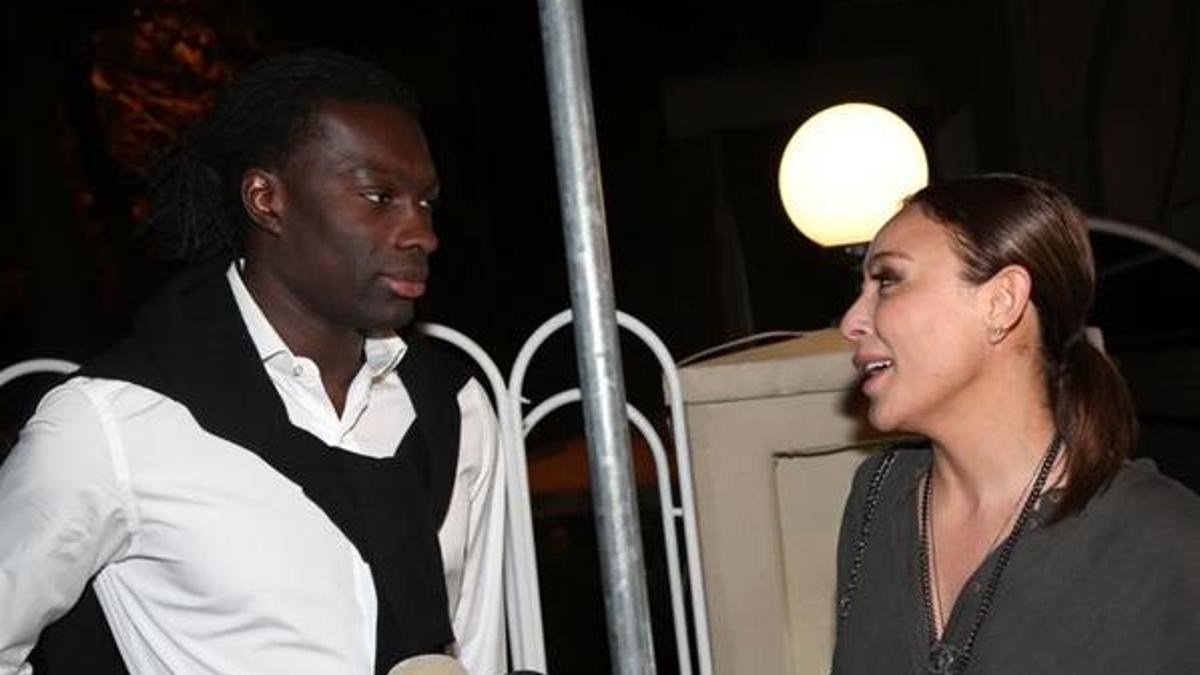 Ziynet Sali söyledi, Gomis kaydetti