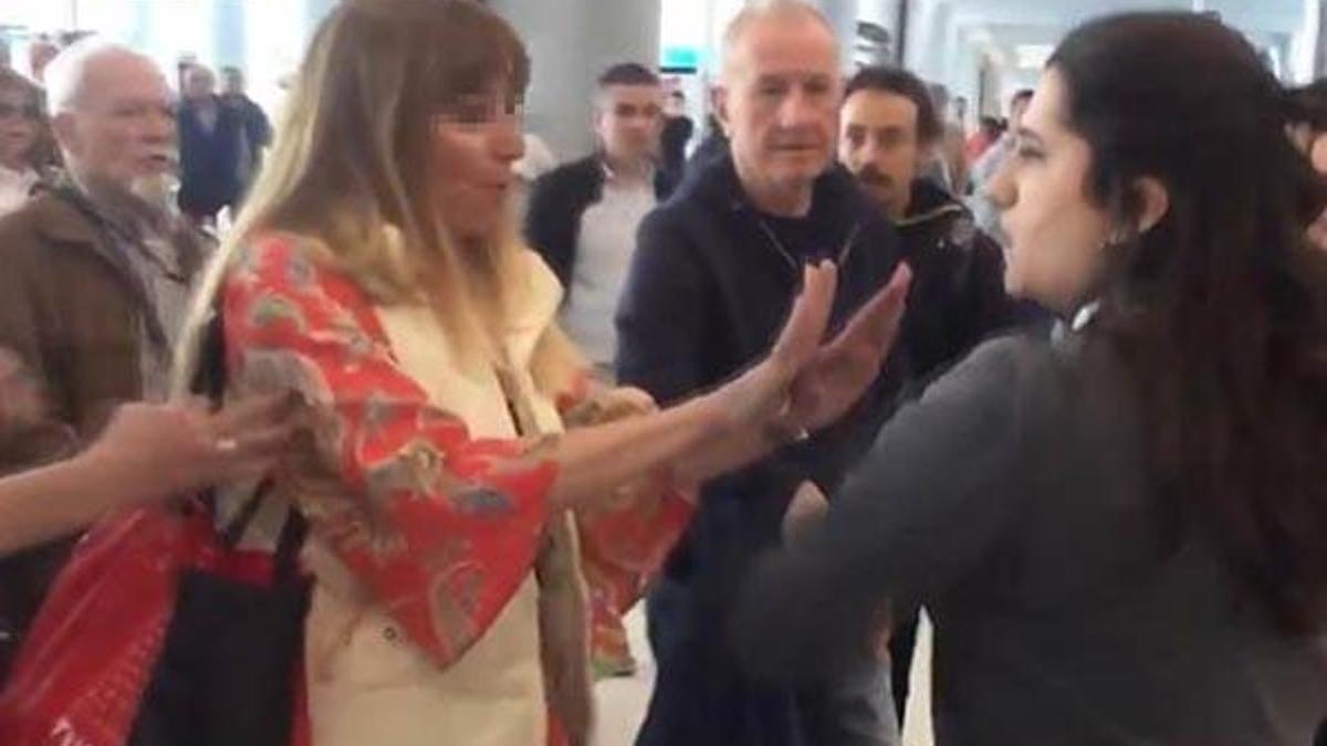 Havalimanında hakarete uğramıştı! O görevli şikayetçi oldu!