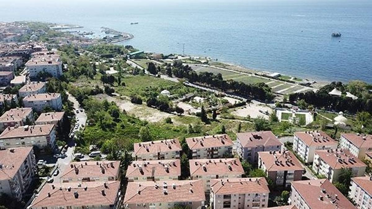 Avcılarda boşaltılan binanın bulunduğu bölgedeki diğer binalar da inceleniyor