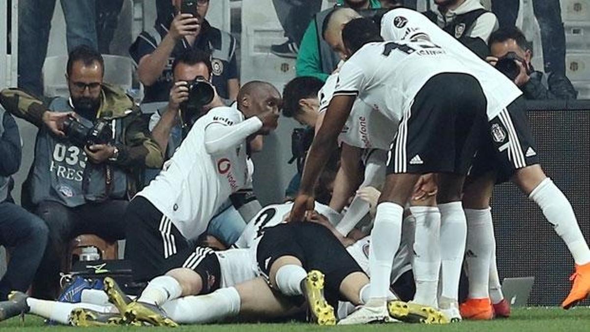 Beşiktaş'ta derbi primi 100 bin lira!