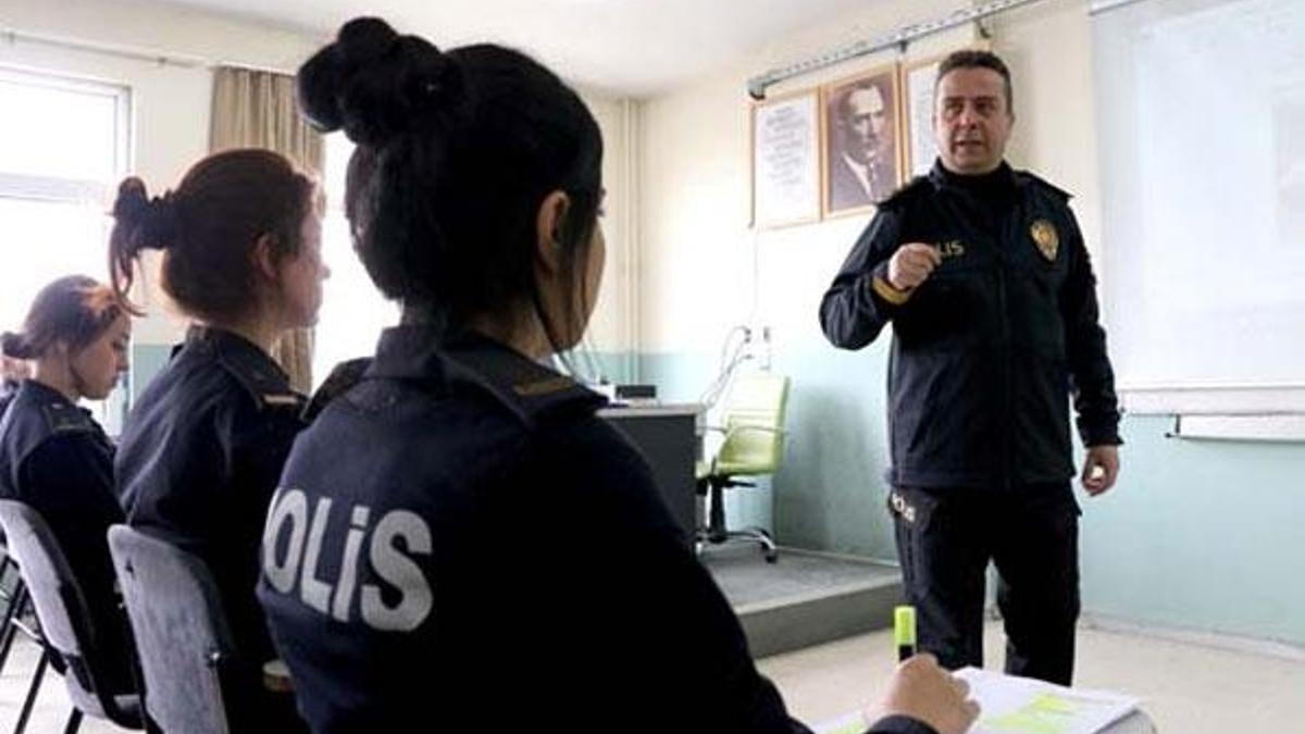 Başvurmak için en az ilkokul mezunu olmak gerekiyor!