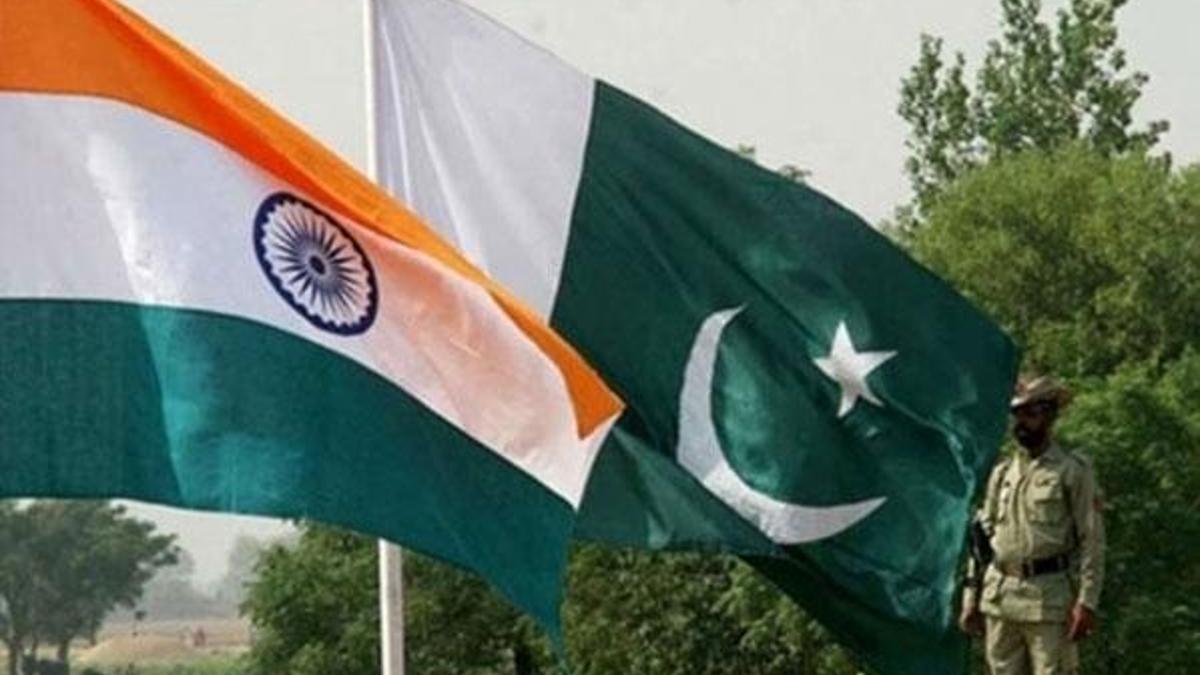 'Pakistan ve Hindistan’ın savaşı nükleer Armageddon olur'