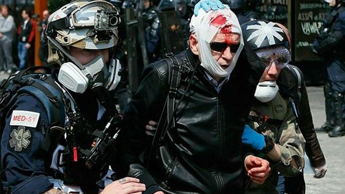 Sarı yeleklilerin eylemlerinde polis şiddetinin bilançosu