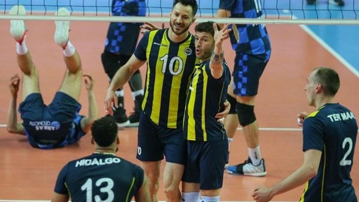 Efeler Ligi'nde şampiyon Fenerbahçe!