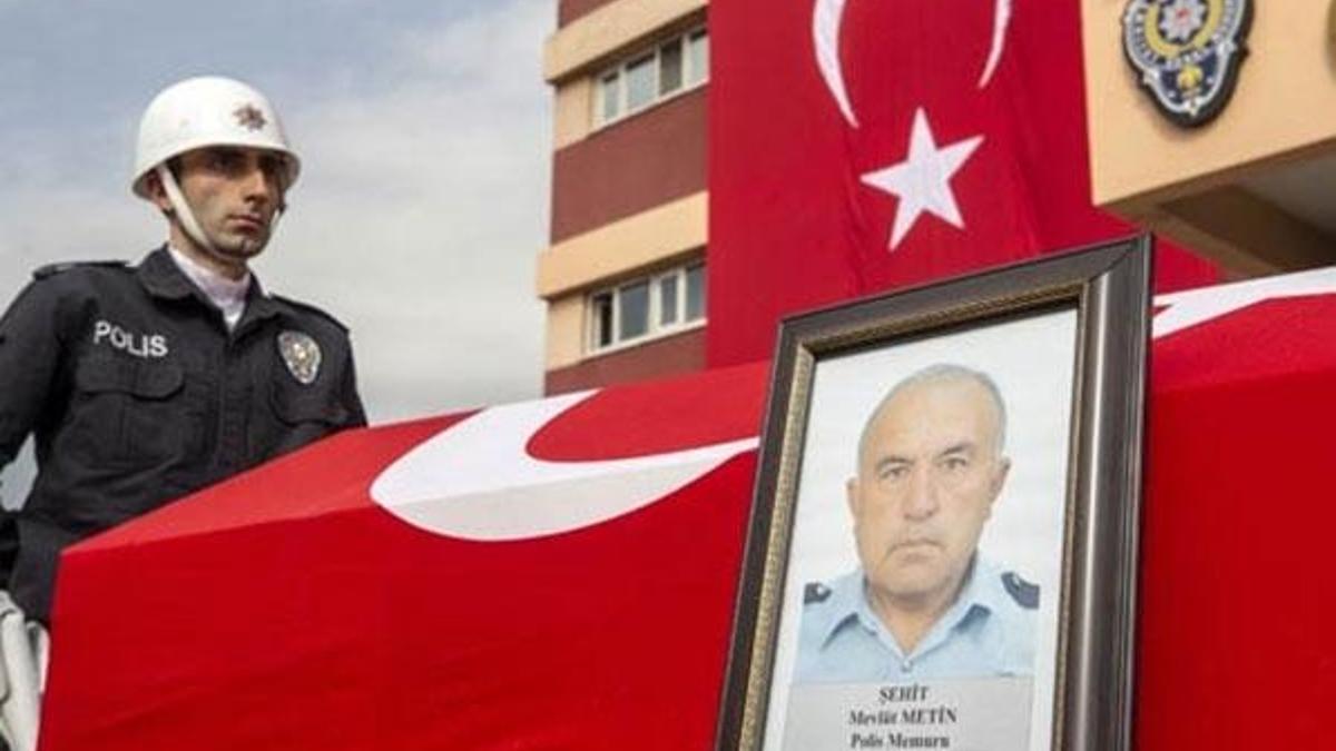Şehit polis son yolcuğuna uğurlandı