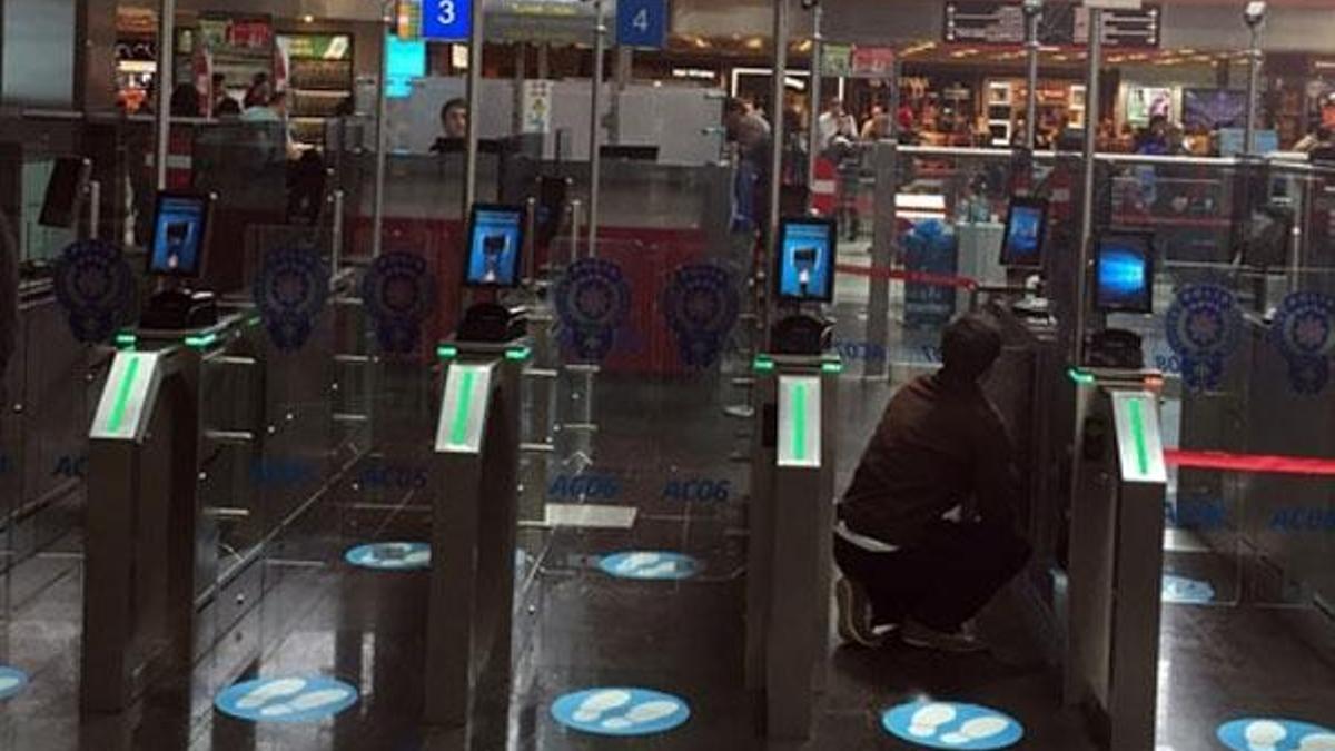Sabiha Gökçen Havalimanı'nda biyometrik otomatik geçiş