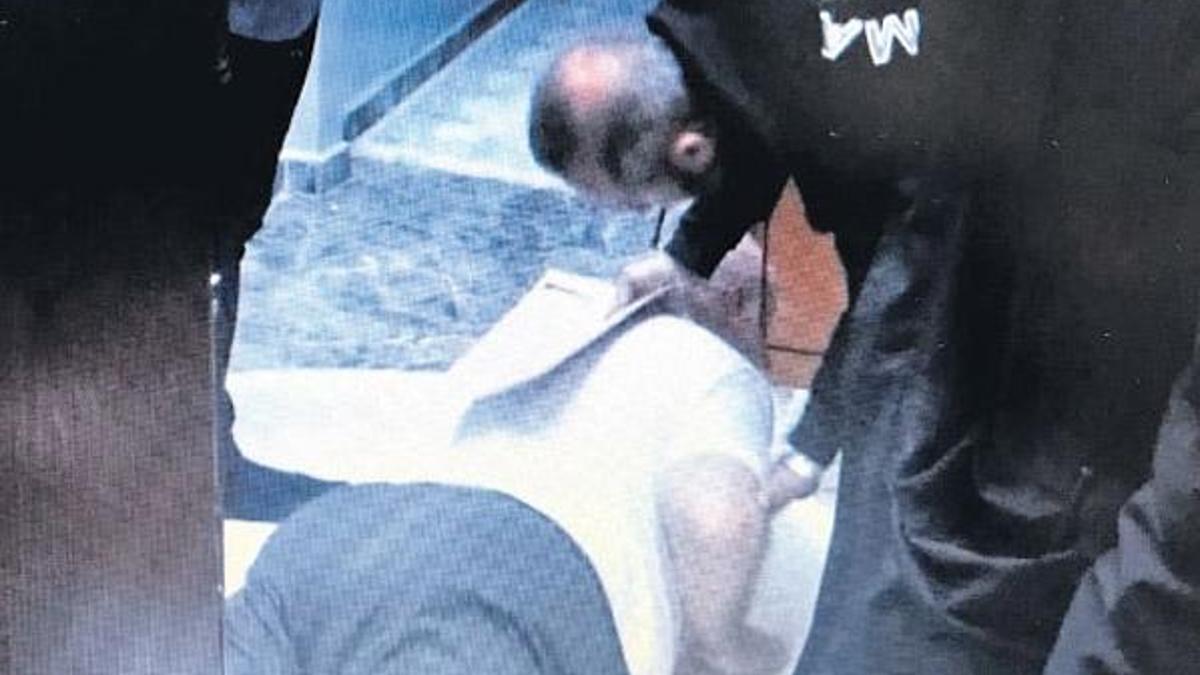 ‘Kar payı’ çetesi ağına 300 iş insanı düşürmüş
