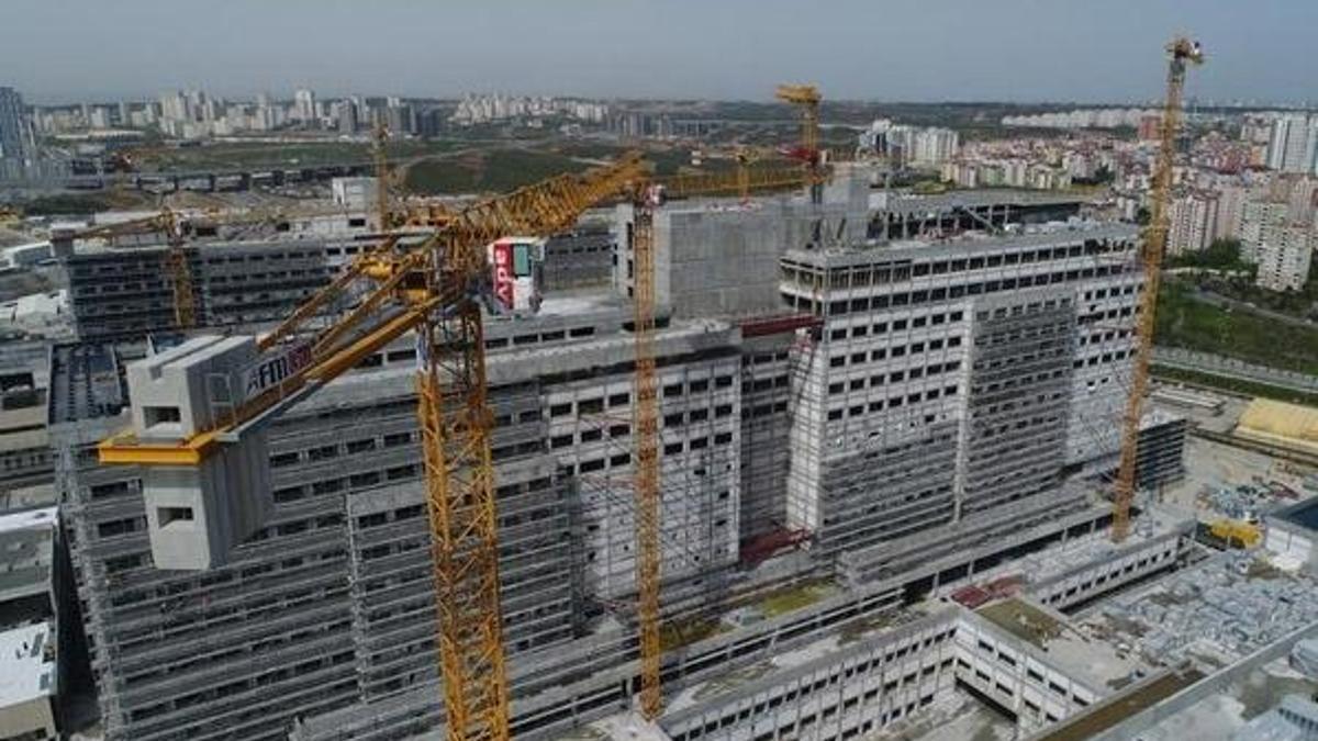 Eyfel Kulesi’nin 10 katı ağırlığında... Yüzde 53’ü tamamlandı!