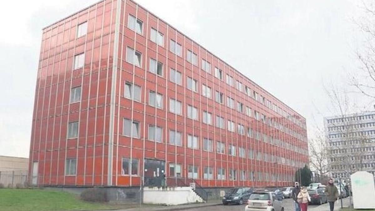 Firari FETÖ’cüler için Almanya’da ihanet kampları