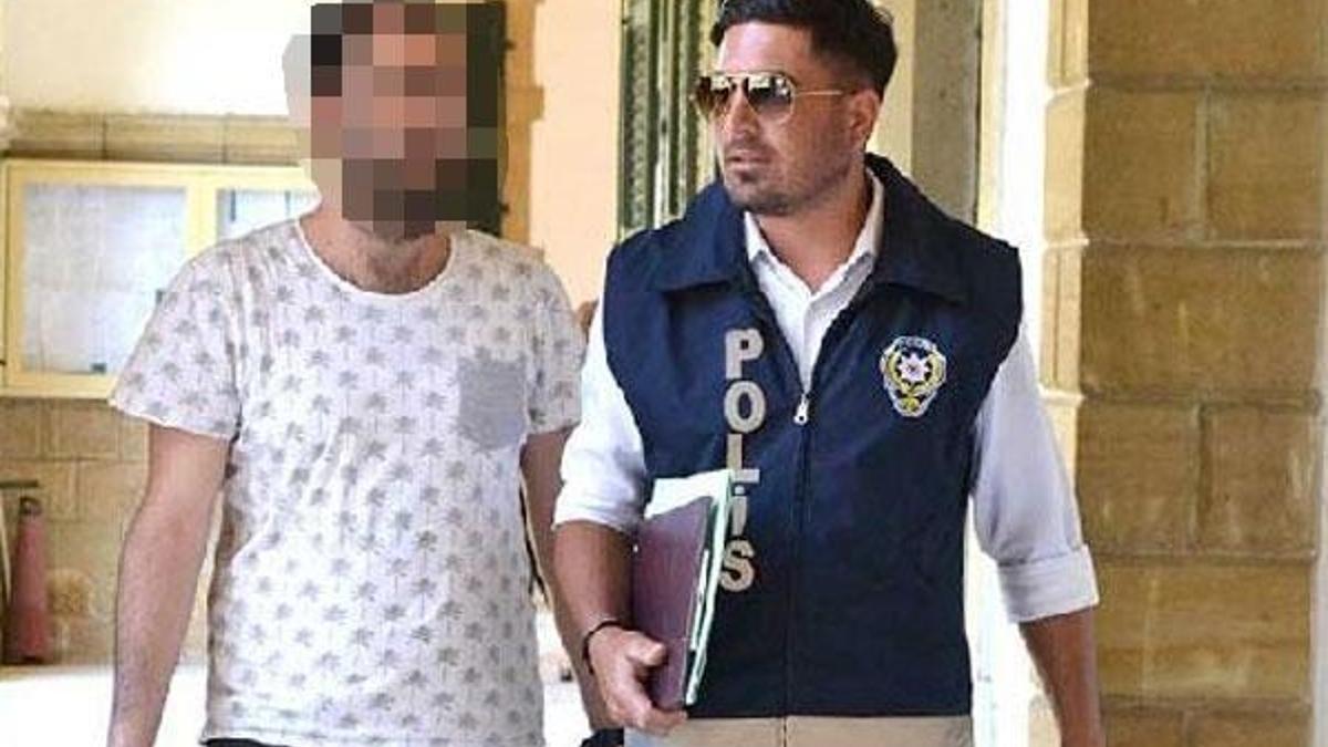 Kumar parası bulamayan eşini ‘seni parçalayacağım’ deyip darp etti