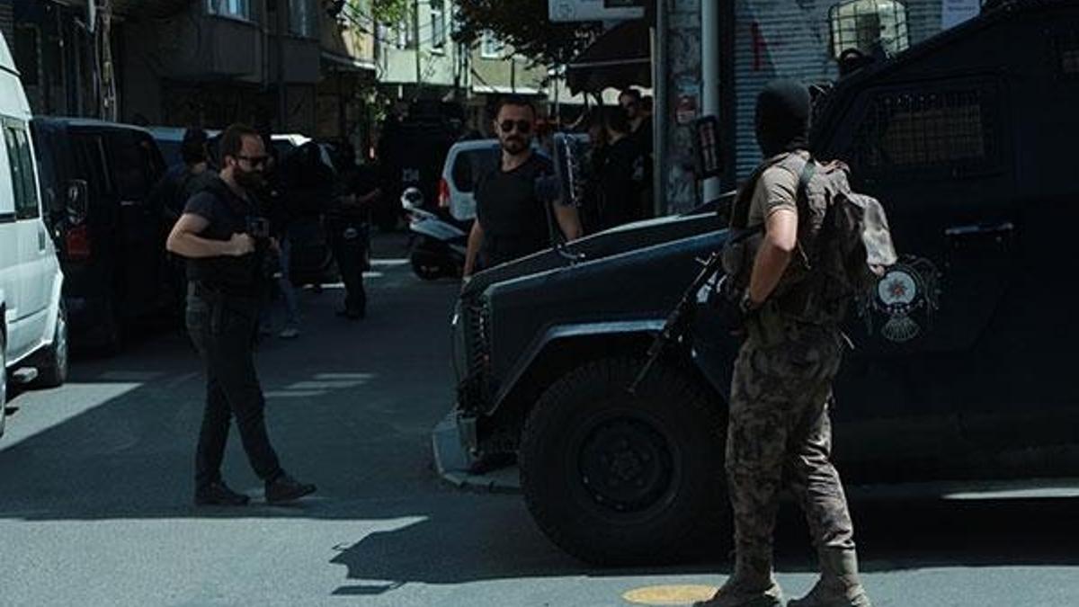 İstanbul'da terör örgütü DHKP/C'ye operasyon
