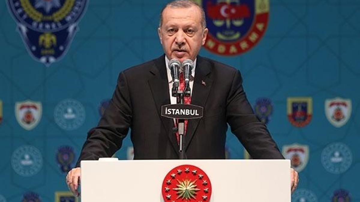 Cumhurbaşkanı Erdoğan: FETÖ'cülere dünyayı dar ediyoruz