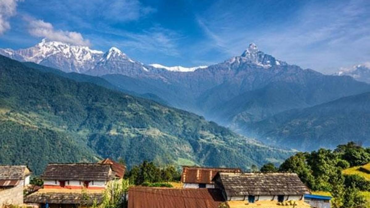 Nepal'de dağ köyünde 9 kişi öldürüldü