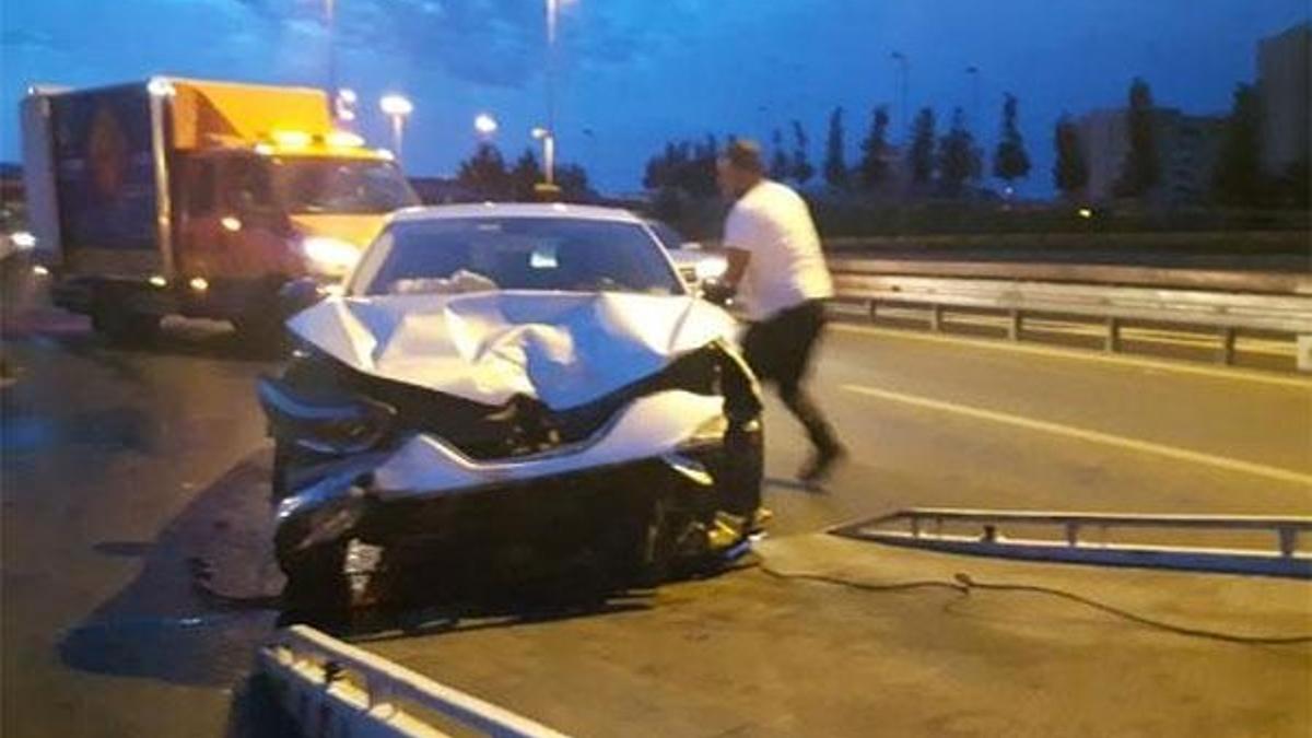 Yarım saat arayla ikinci kazayı yaptı: 2 yaralı