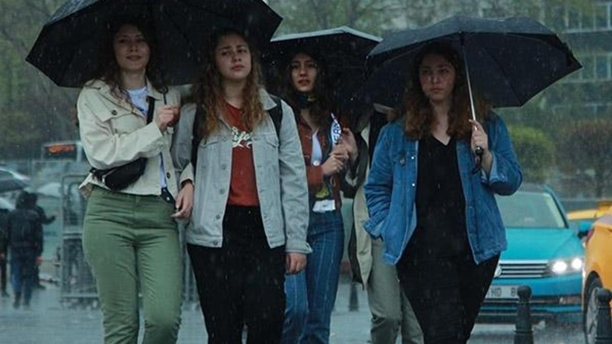 Meteoroloji'den İstanbul için uyarı geldi! Yarın sabahtan itibaren...