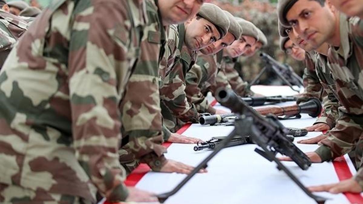 Öğretmen, polis, doktorların askerlik düzeni değişiyor...