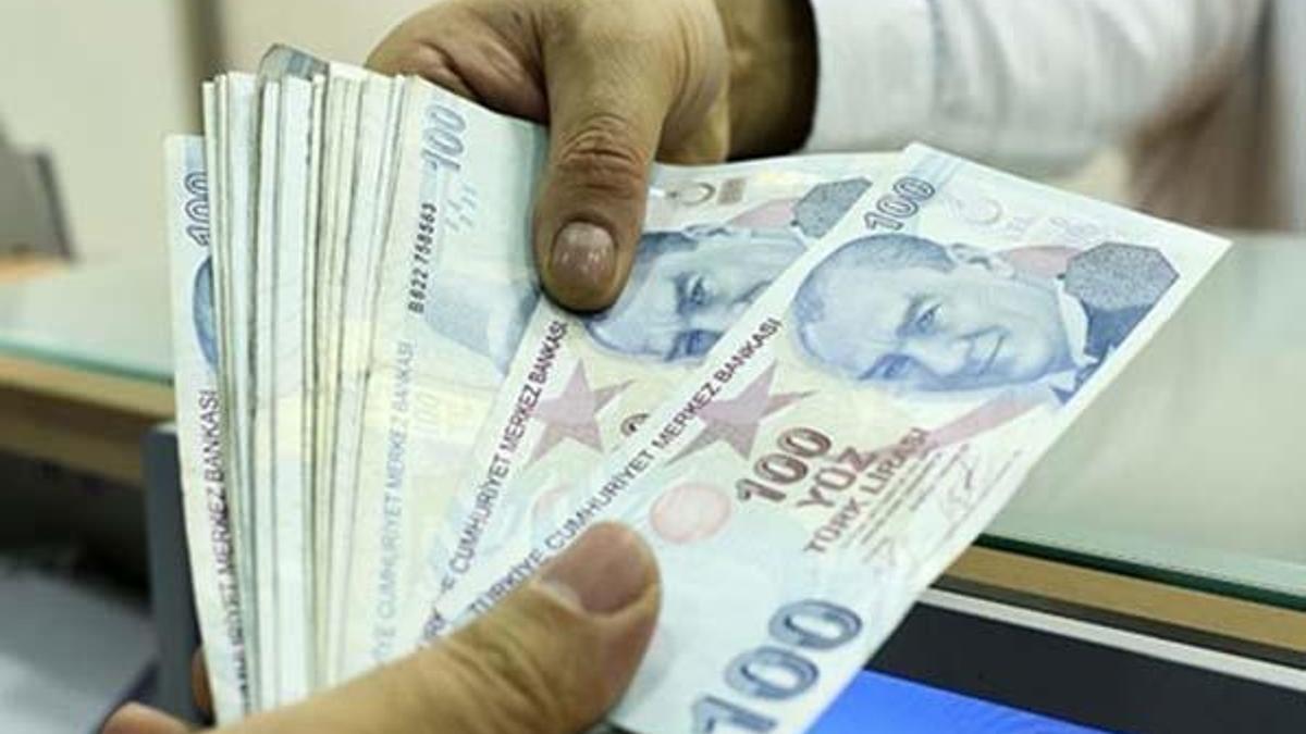 Kadınlara çifte maaş!