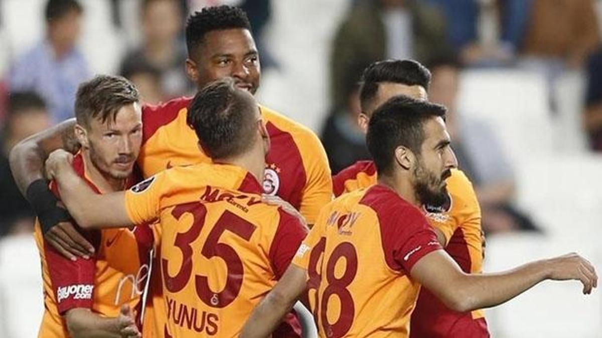 Galatasaray'ın tarihe geçen şampiyonluğu! En az puanla...